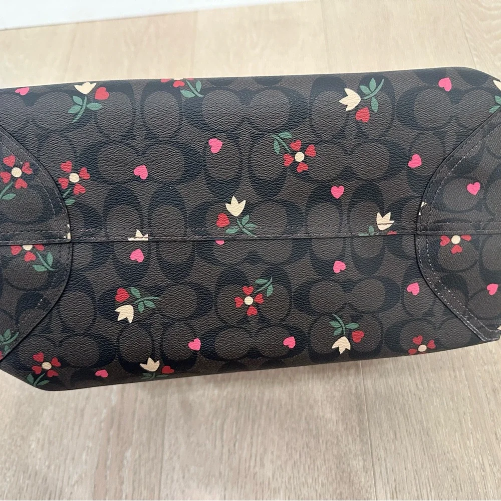 Coach Floral Tote in Brown and Red - Picture 4 of 4